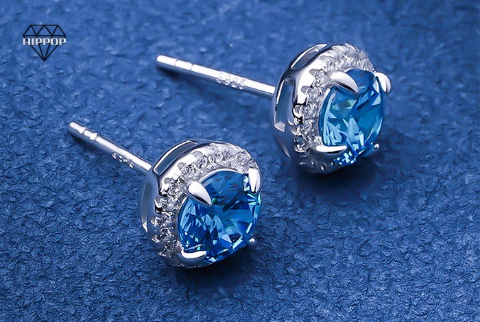 simple stud earrings